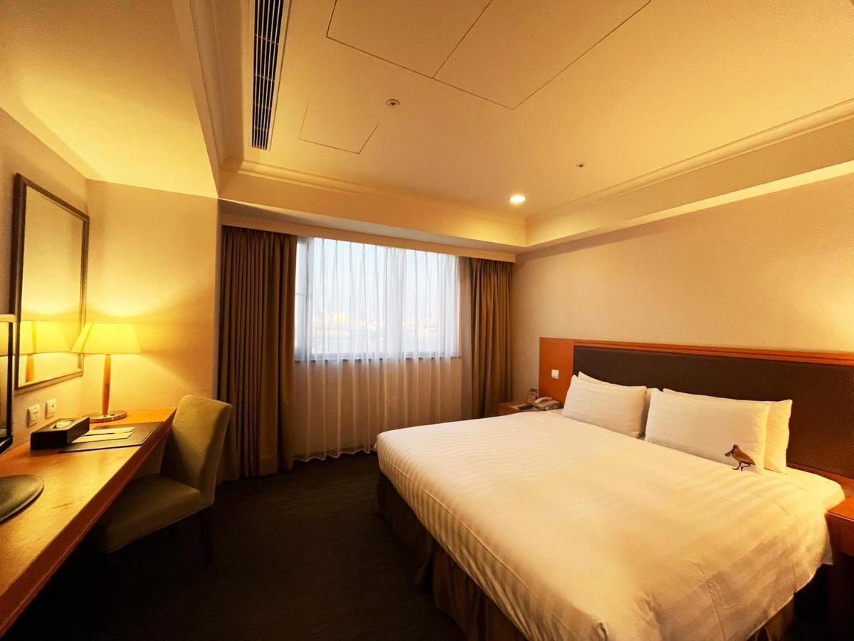Fuward Hotel Tajnan Kültér fotó