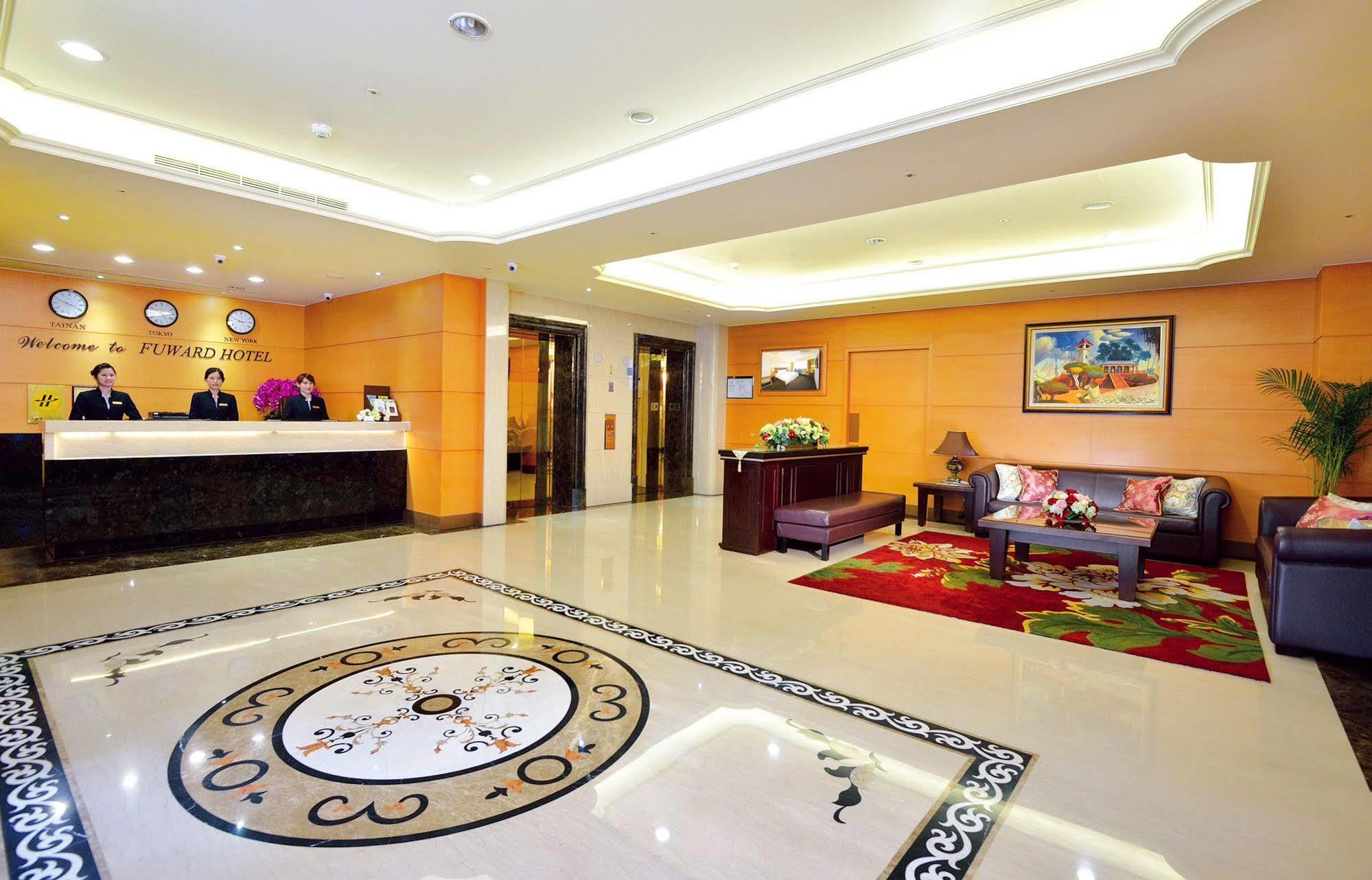 Fuward Hotel Tajnan Kültér fotó