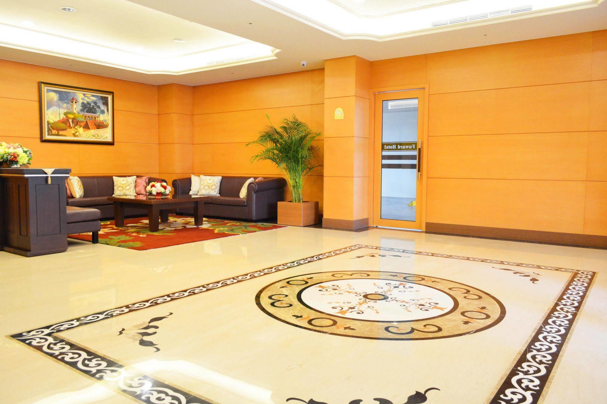 Fuward Hotel Tajnan Kültér fotó